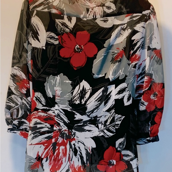 NWOT- Christopher & Banks Button Down Blouse-Size Small. - Picture 2 of 7